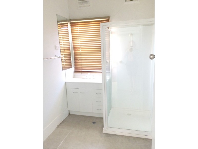 3/353 Buckingham Street, Lavington NSW 2641