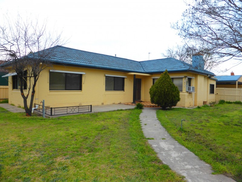 419 Tarakan Avenue, North Albury NSW 2640