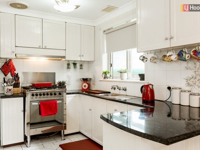 320 Eden Street, Lavington NSW 2641