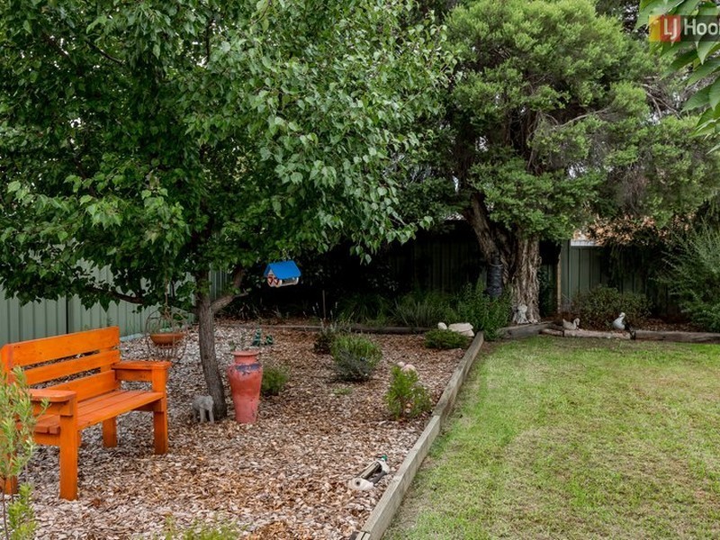 320 Eden Street, Lavington NSW 2641