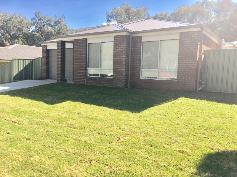 5 Myrtle Street, West Albury NSW 2640