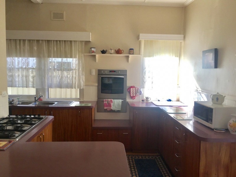 1073 Tobruk Street, North Albury NSW 2640