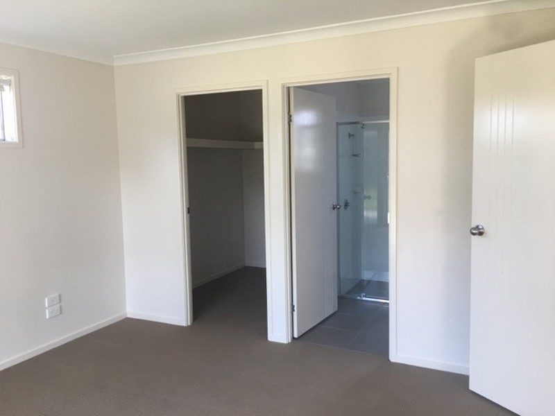 25 Gabrielle Court, Lavington NSW 2641