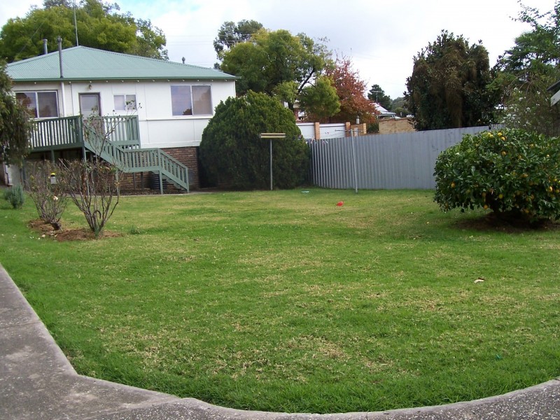 692 Jones Street, Albury NSW 2640