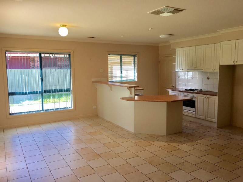 564 Daly Street, Lavington NSW 2641
