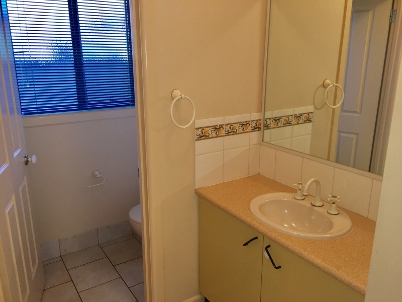 564 Daly Street, Lavington NSW 2641