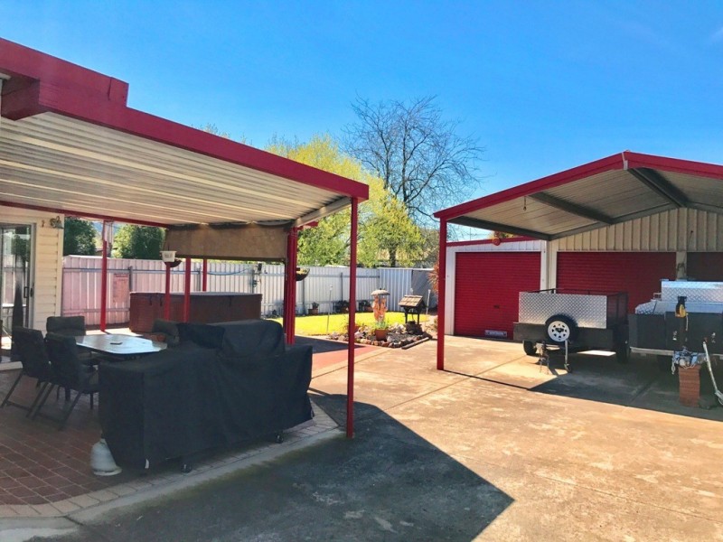 446 Parnall Street, Lavington NSW 2641