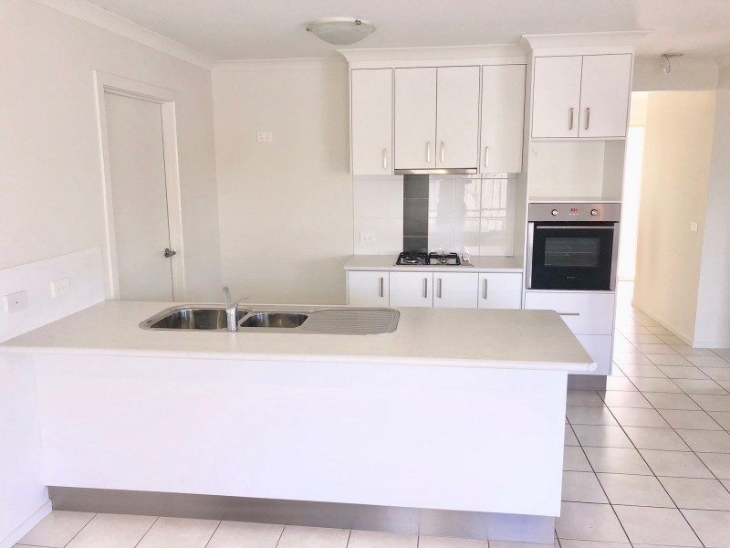 1&2/3 Victor Place, Lavington NSW 2641