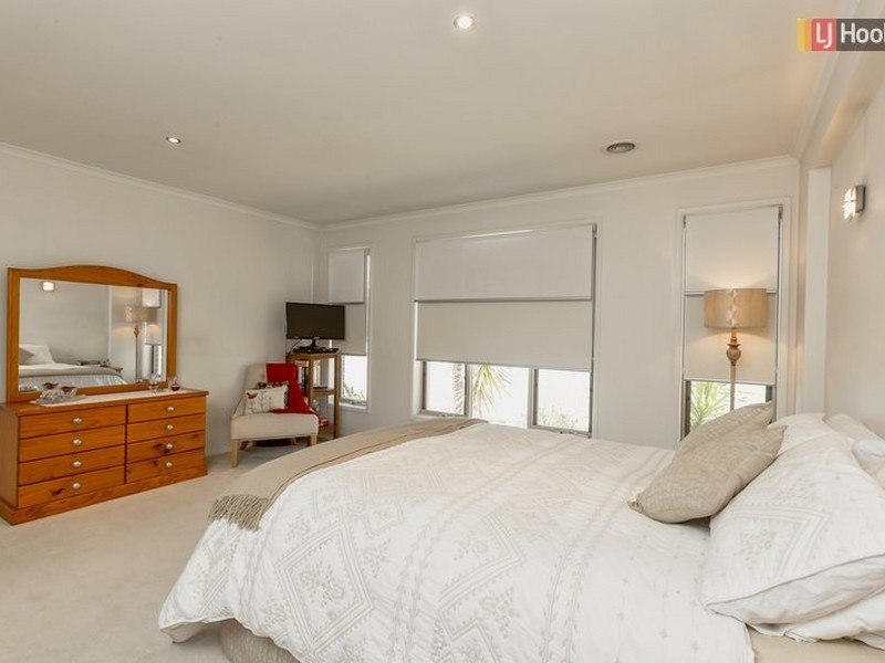 21 Cassinia Court, Thurgoona NSW 2640