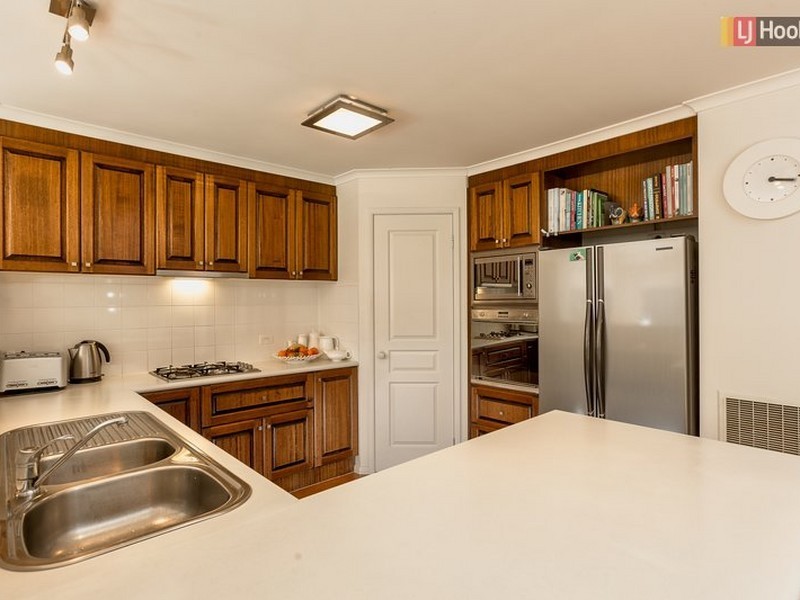 21 Cassinia Court, Thurgoona NSW 2640