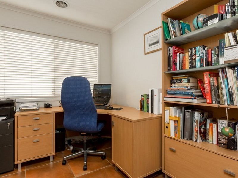 21 Cassinia Court, Thurgoona NSW 2640