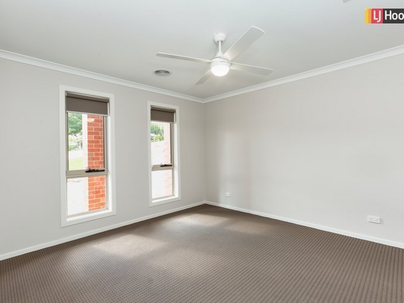 2/34 Kirkpatrick Court, Glenroy NSW 2640