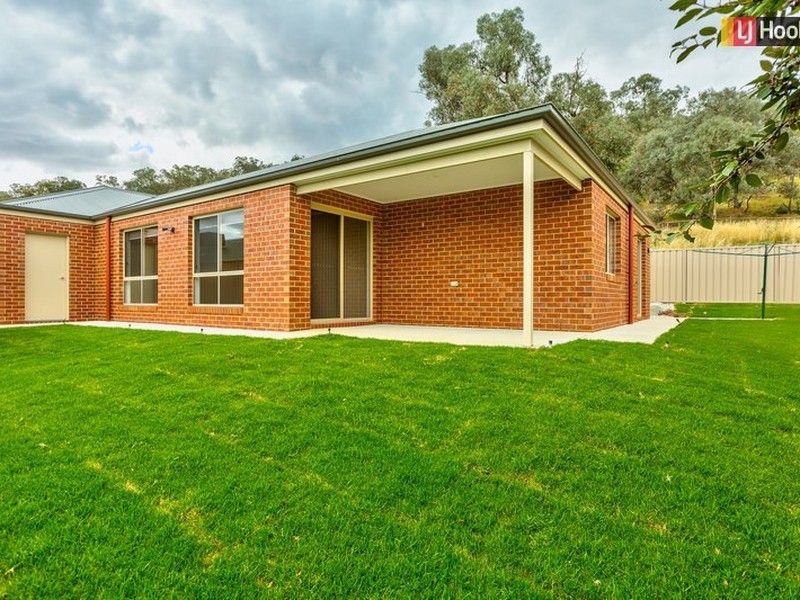2/34 Kirkpatrick Court, Glenroy NSW 2640
