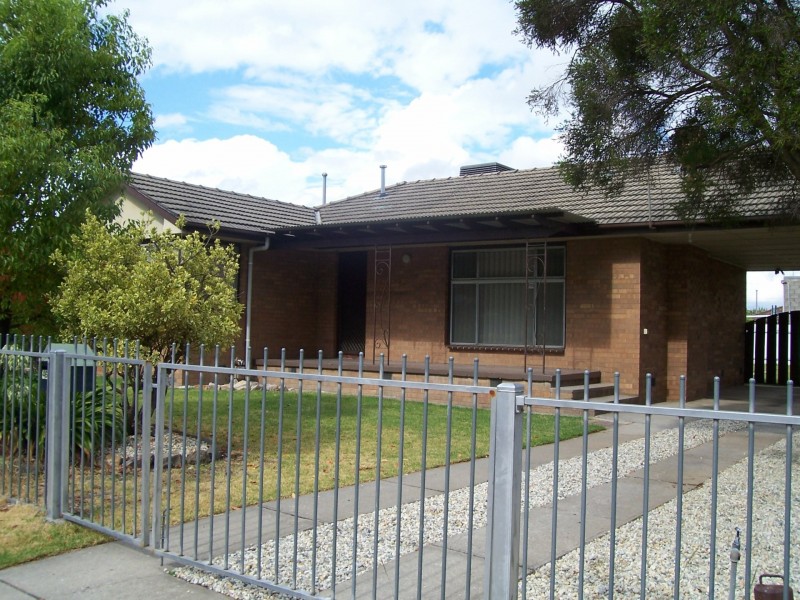 460 Prune Street, Lavington NSW 2641