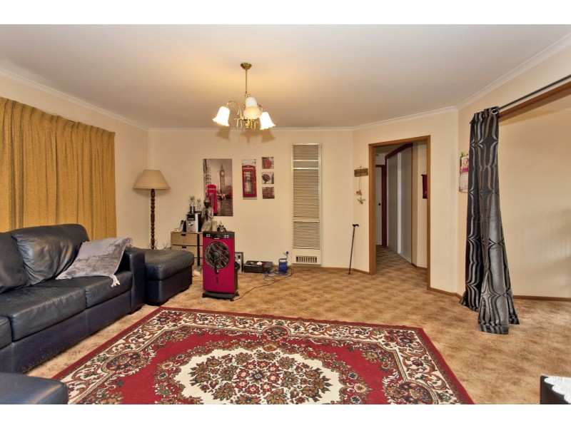 2/473 Henderson Street, Lavington NSW 2641