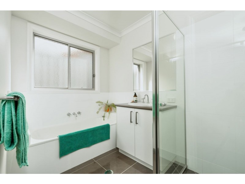 15 Sandpiper Court, Thurgoona NSW 2640