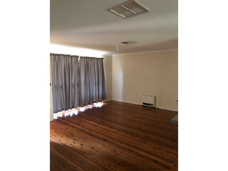 538 Douglas Road, Lavington NSW 2641