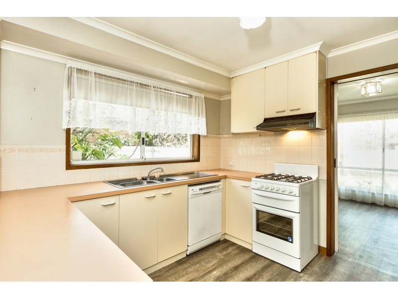 1 Titan Court, Lavington NSW 2641