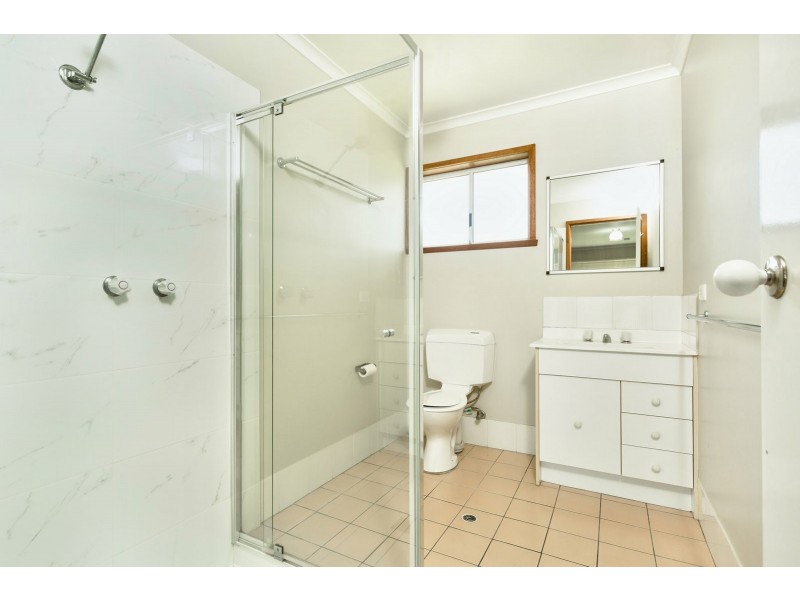 1 Titan Court, Lavington NSW 2641