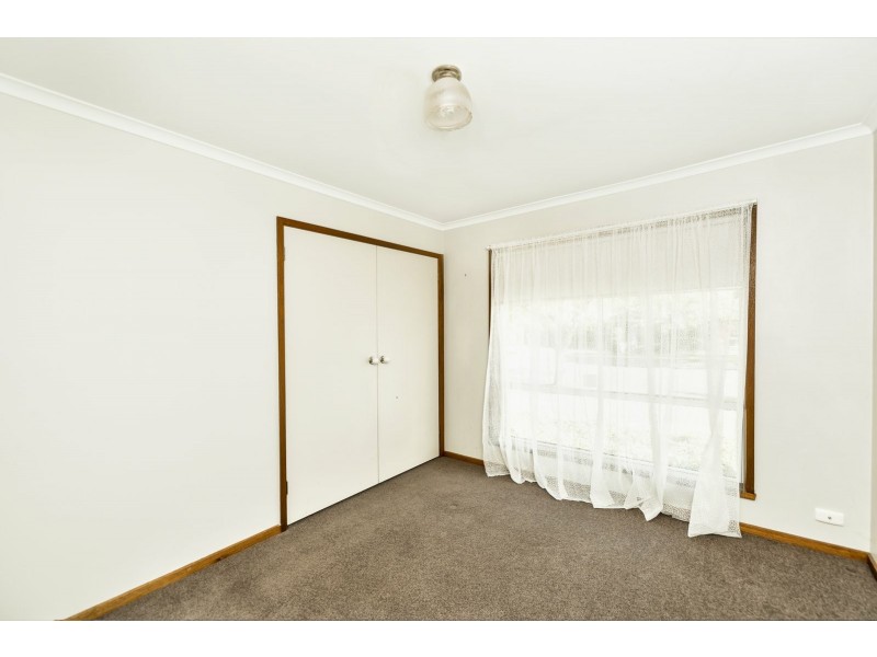 1 Titan Court, Lavington NSW 2641
