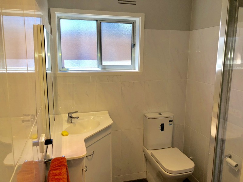 360 Union Road, Lavington NSW 2641