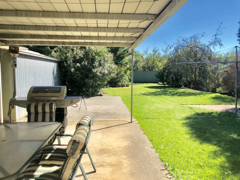 360 Union Road, Lavington NSW 2641