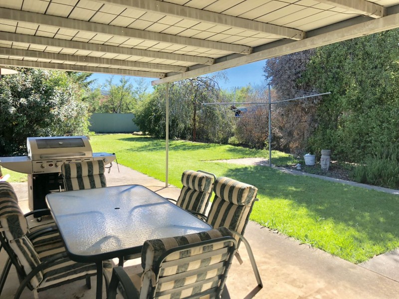 360 Union Road, Lavington NSW 2641