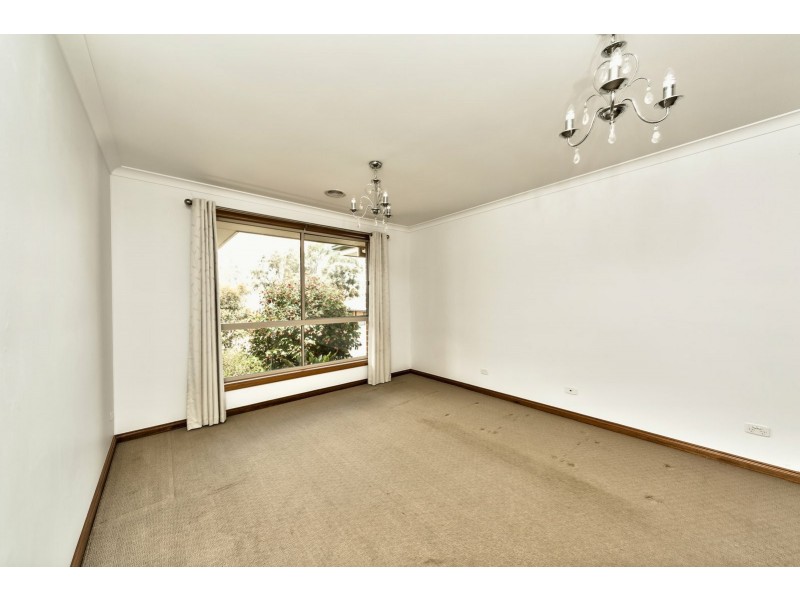 114 Pickworth Street, Thurgoona NSW 2640