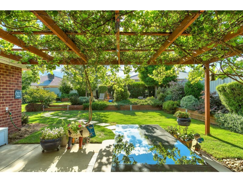 23 Pro Hart Drive, Baranduda VIC 3691