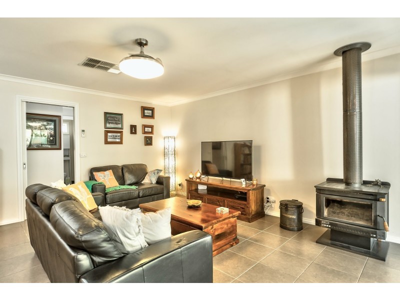 23 Pro Hart Drive, Baranduda VIC 3691