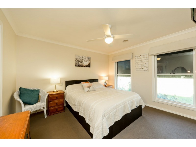 23 Pro Hart Drive, Baranduda VIC 3691