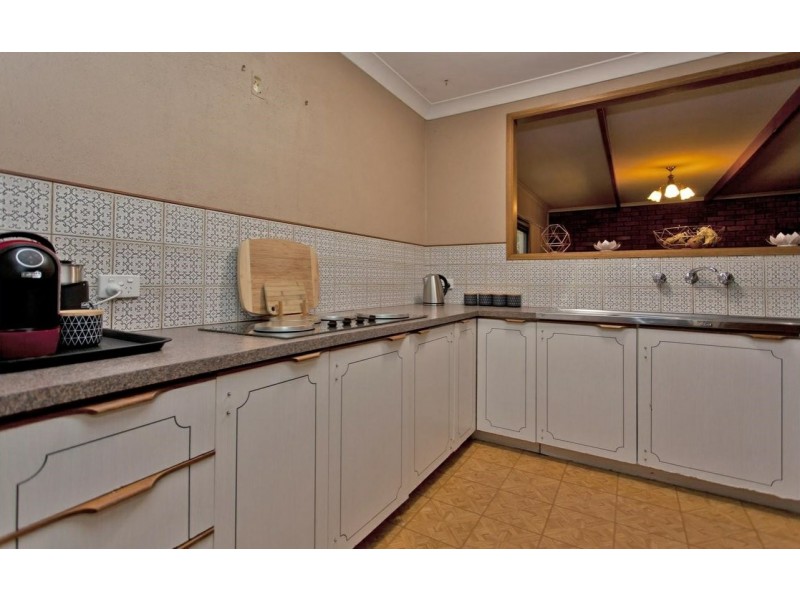 1/473 Henderson Street, Lavington NSW 2641