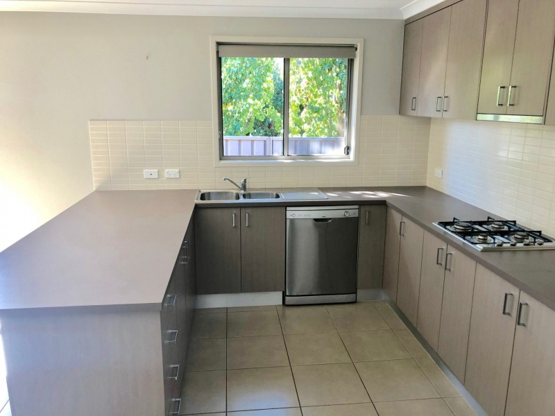 10 Severin Court, Thurgoona NSW 2640
