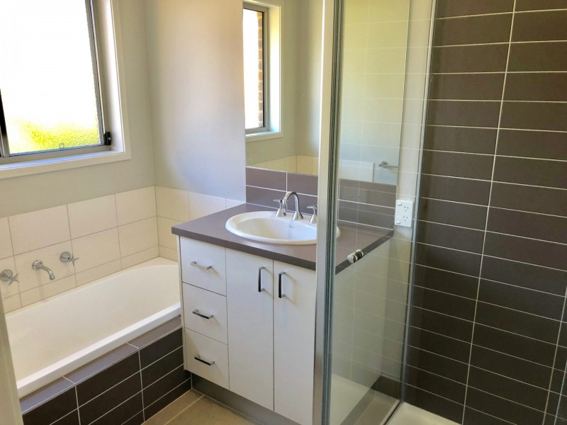10 Severin Court, Thurgoona NSW 2640
