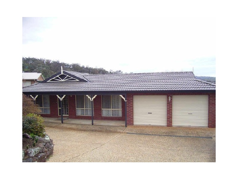 22 Hamilton Valley Court, Lavington NSW 2641