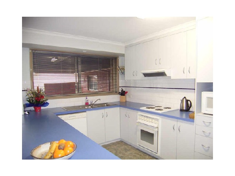 22 Hamilton Valley Court, Lavington NSW 2641