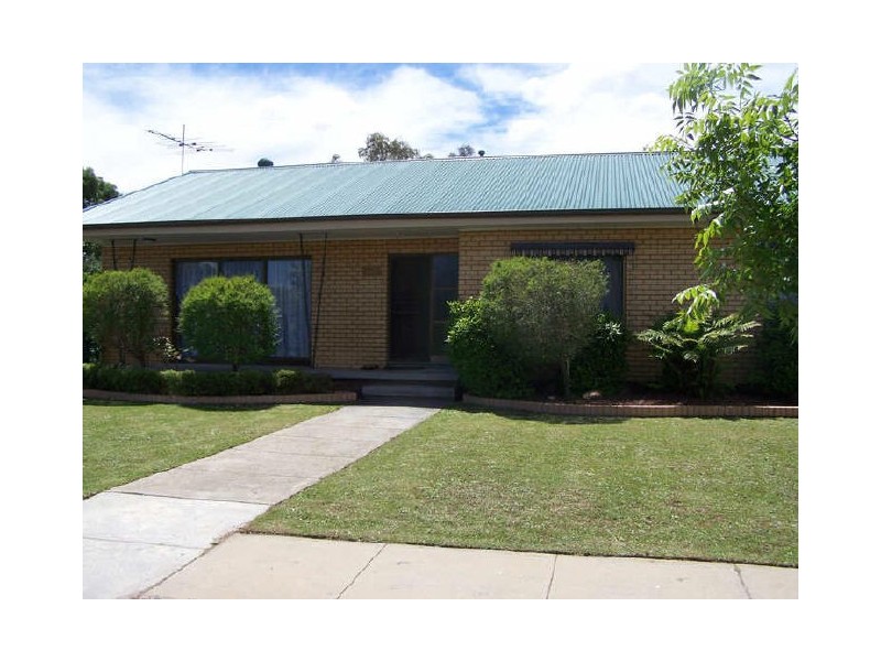 468 Kaitlers Road, Lavington NSW 2641
