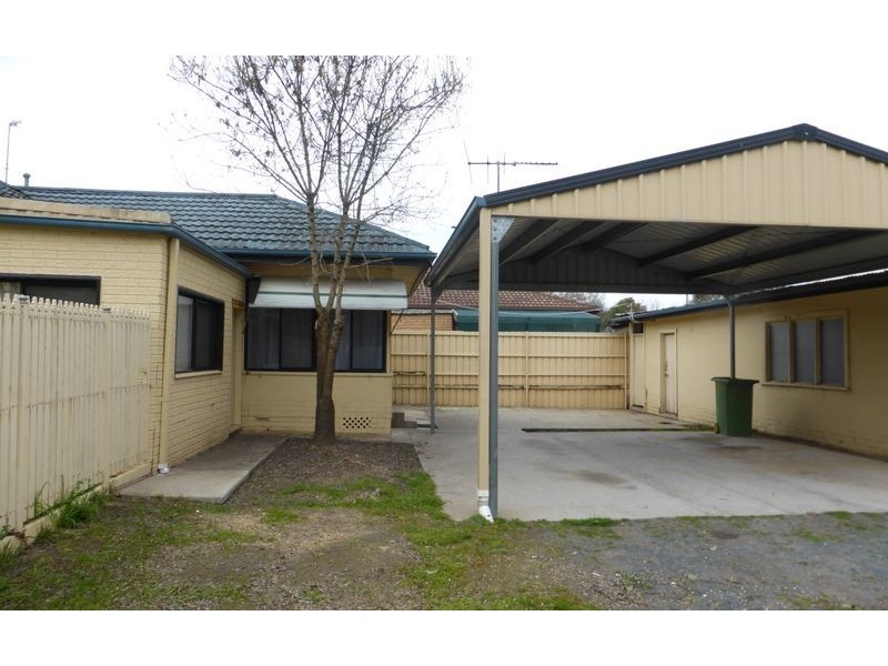419 Tarakan Avenue, North Albury NSW 2640