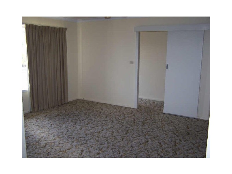 295 Vickers Road, Lavington NSW 2641