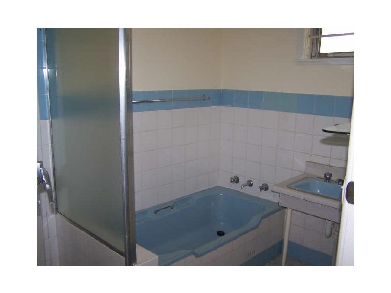 295 Vickers Road, Lavington NSW 2641