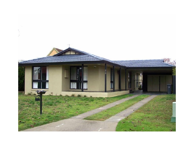 810 St James Crescent, North Albury NSW 2640