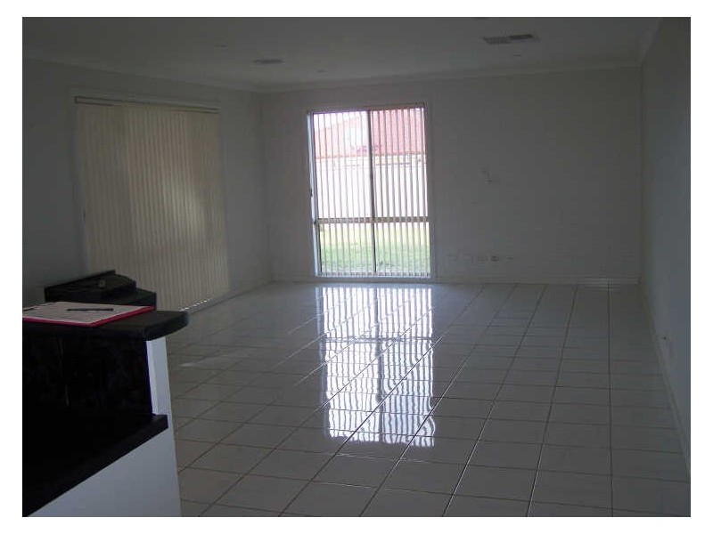 11 Dillagar Place, Lavington NSW 2641