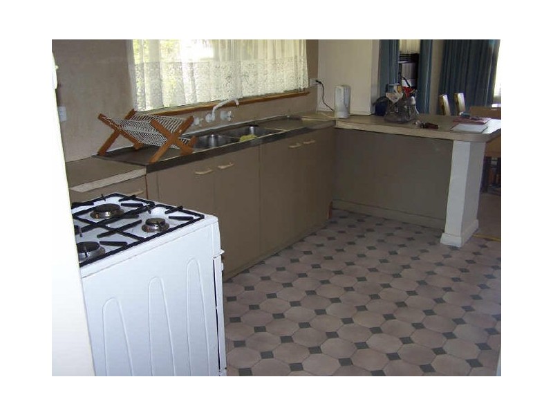 1096 Alemein Avenue, Lavington NSW 2641