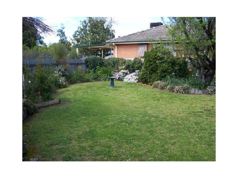 1096 Alemein Avenue, Lavington NSW 2641