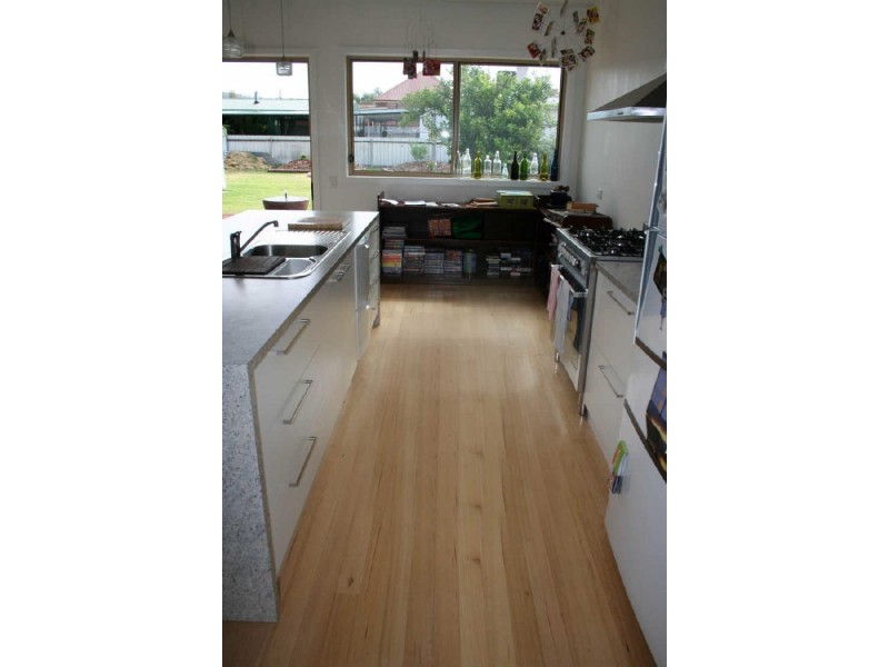 592 Heathwood Avenue, Lavington NSW 2641