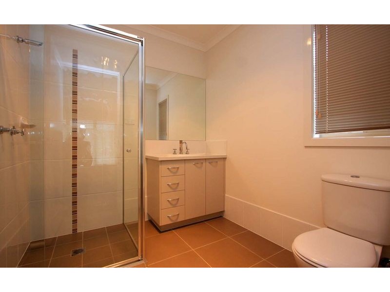 817 Centaur Road, Lavington NSW 2641