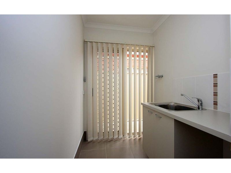 817 Centaur Road, Lavington NSW 2641