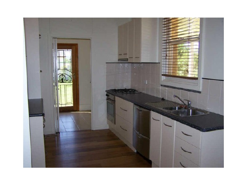 300 Swan Street, North Albury NSW 2640