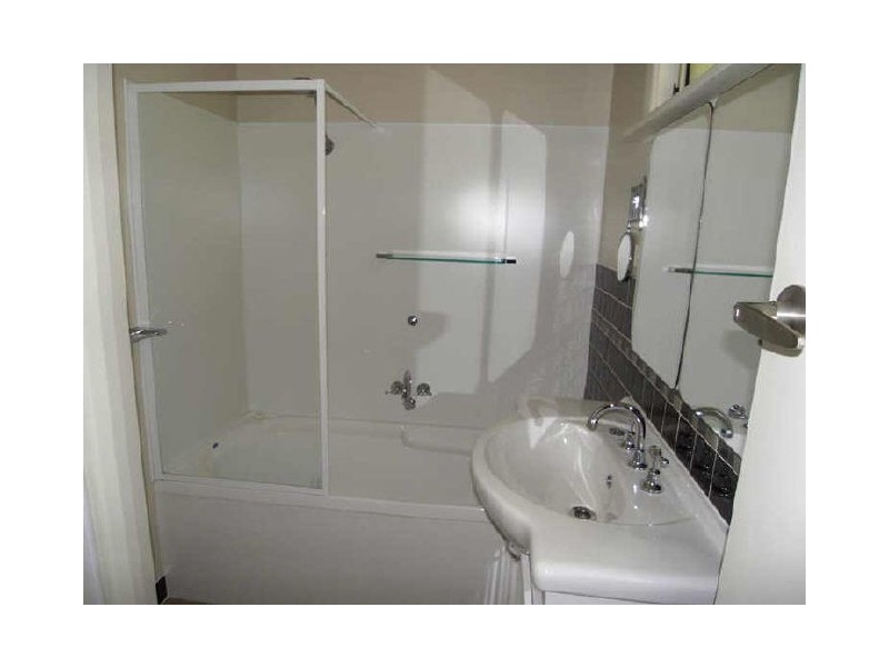 357 Wahroonga Road, Lavington NSW 2641