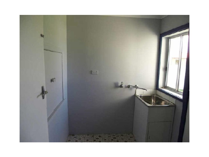 466 Kemp Street, Lavington NSW 2641